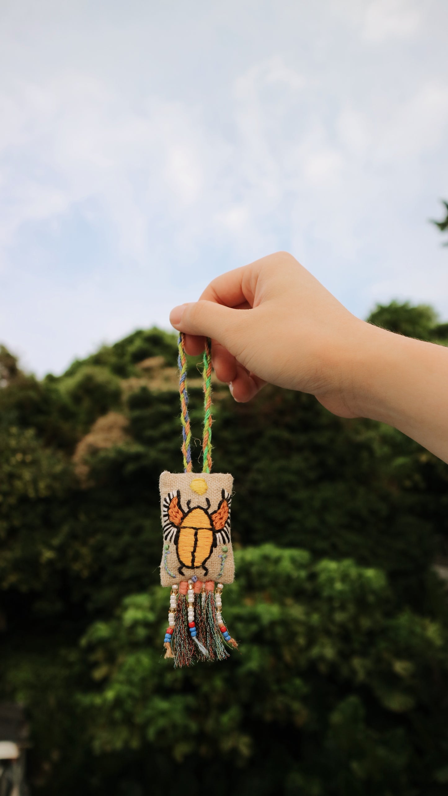 手工刺繡護身香包 Protection Amulet | 附聖木&晶石 | Oddkido Studio