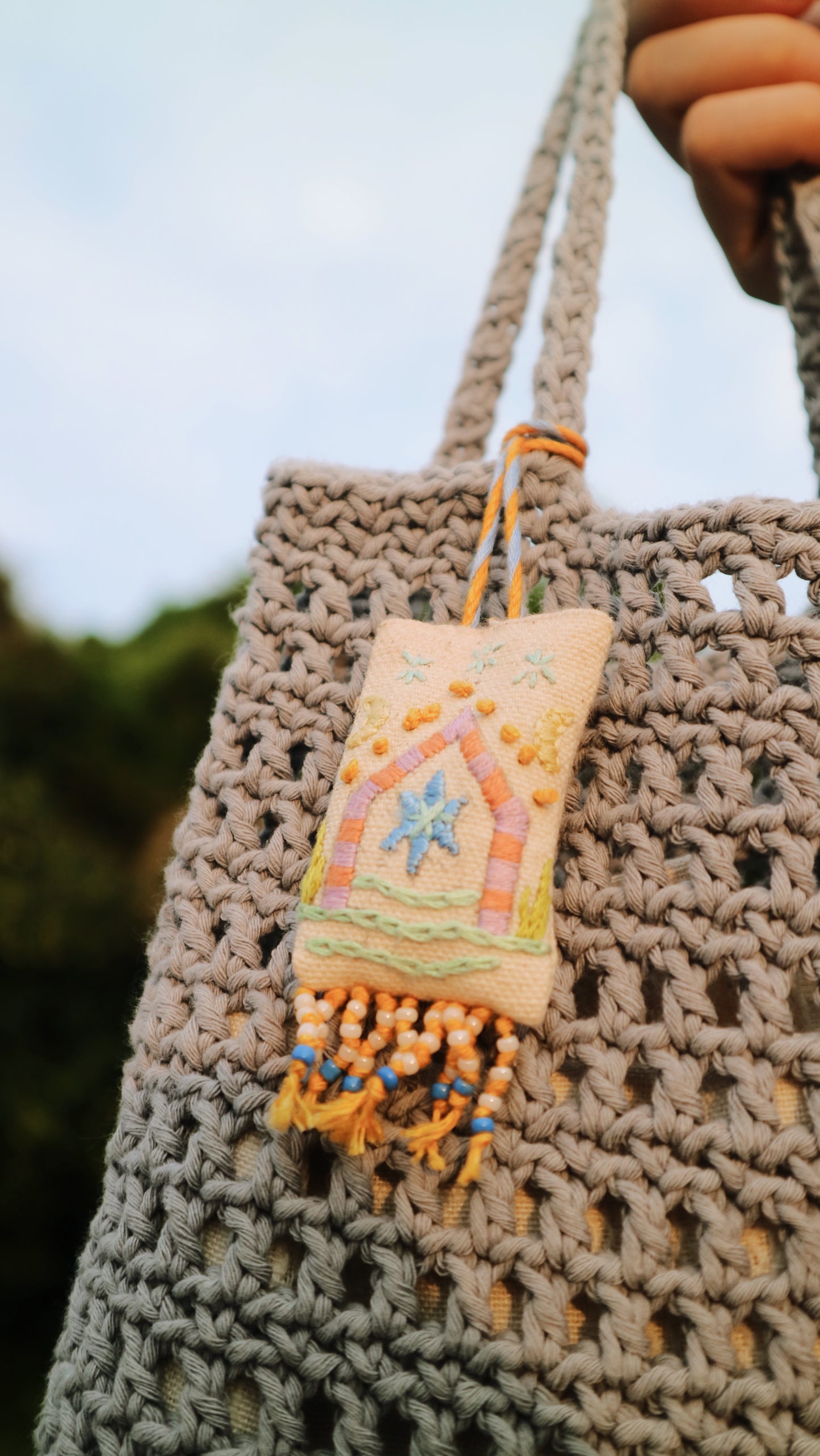 手工刺繡護身香包 Protection Amulet | 附聖木&晶石 | Oddkido Studio